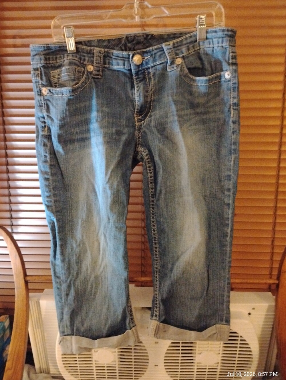Seven 7 Women's Denim Cropped Straight Leg Jeans Stitching Back Pockets Size 12